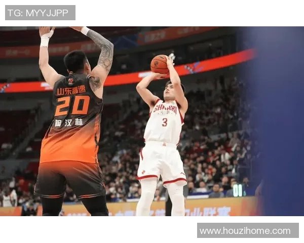 猛龙客场不敌篮网，遭遇三连败：揭示球队当前困境与前景